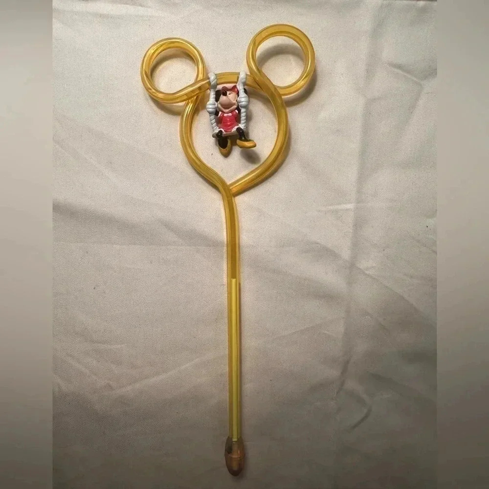 1997 Minnie Mouse pen from Disneyworld